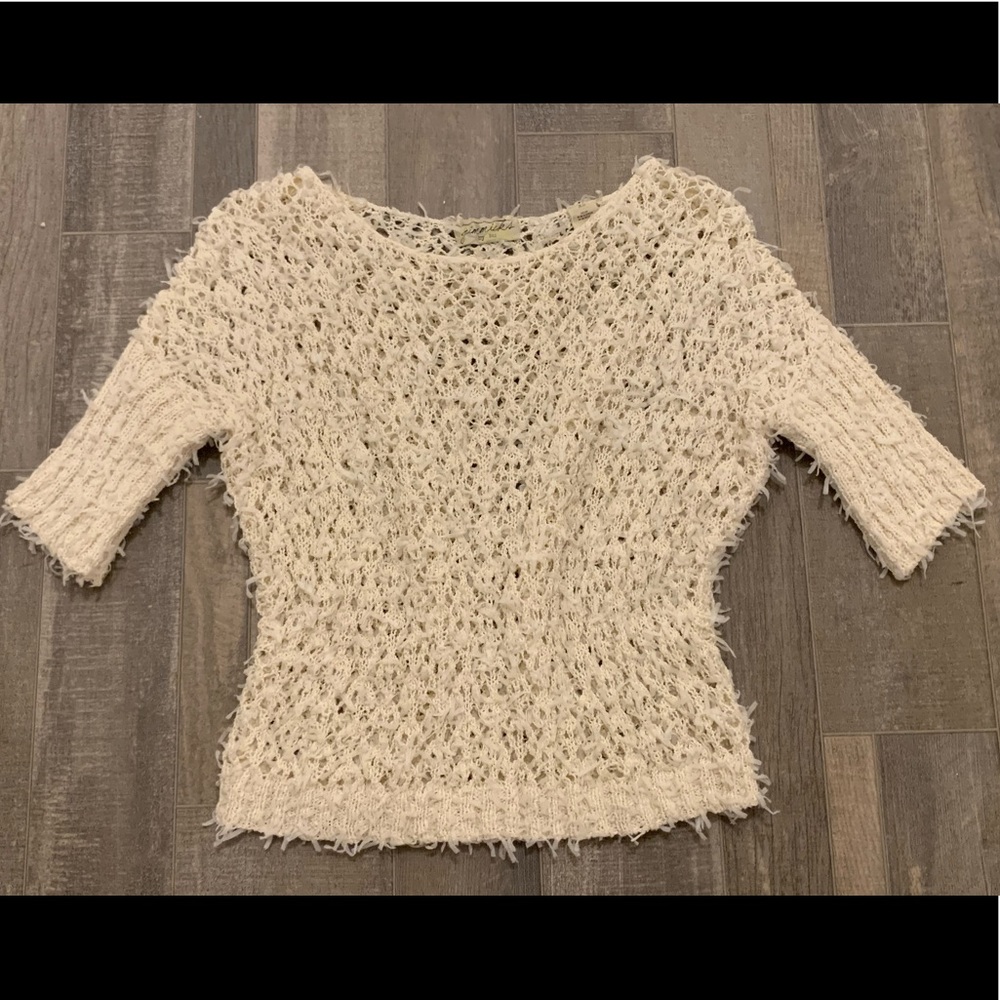 Gimmicks by BKE 1/2 sleeve sweater